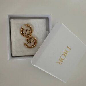 Dior 30 Montaigne Earrings